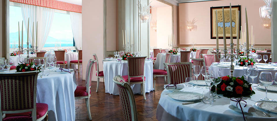 ristorante_belvedere_sorrento_foto_matrimonio_sala_allestita